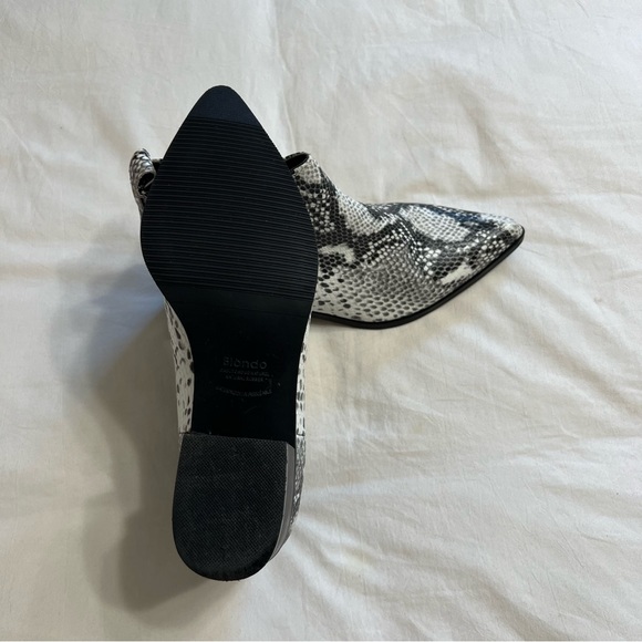 SNAKESKIN BOOTIES - Picture 4 of 4